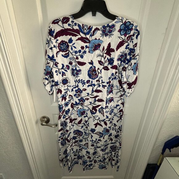 Liz Claiborne Women's Dress, White Floral A-Line Dress Elbow Sleeve Size 6 NEW - Picture 4 of 5